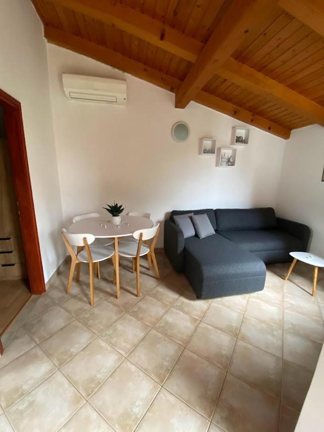 Apartman I&I Перой Екстер'єр фото